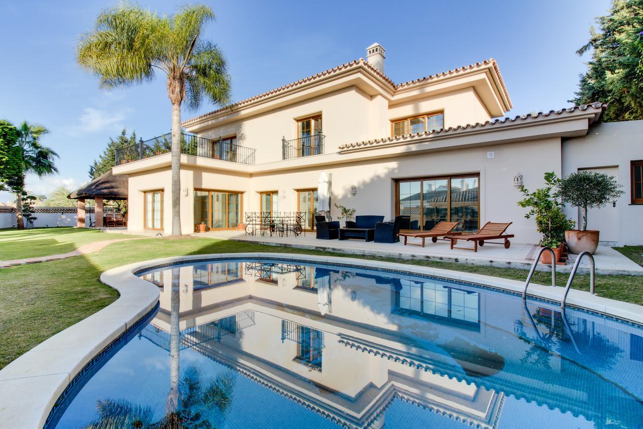 Villa Lirios Marbella Eksteriør billede